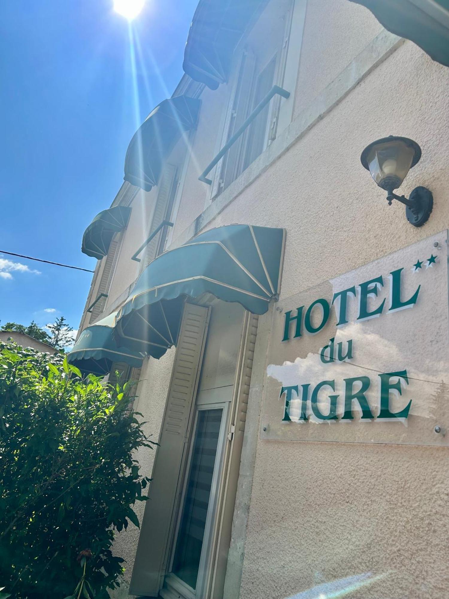 Cit'Hotel Du Tigre ヴェルダン・シュル・ムーズ エクステリア 写真
