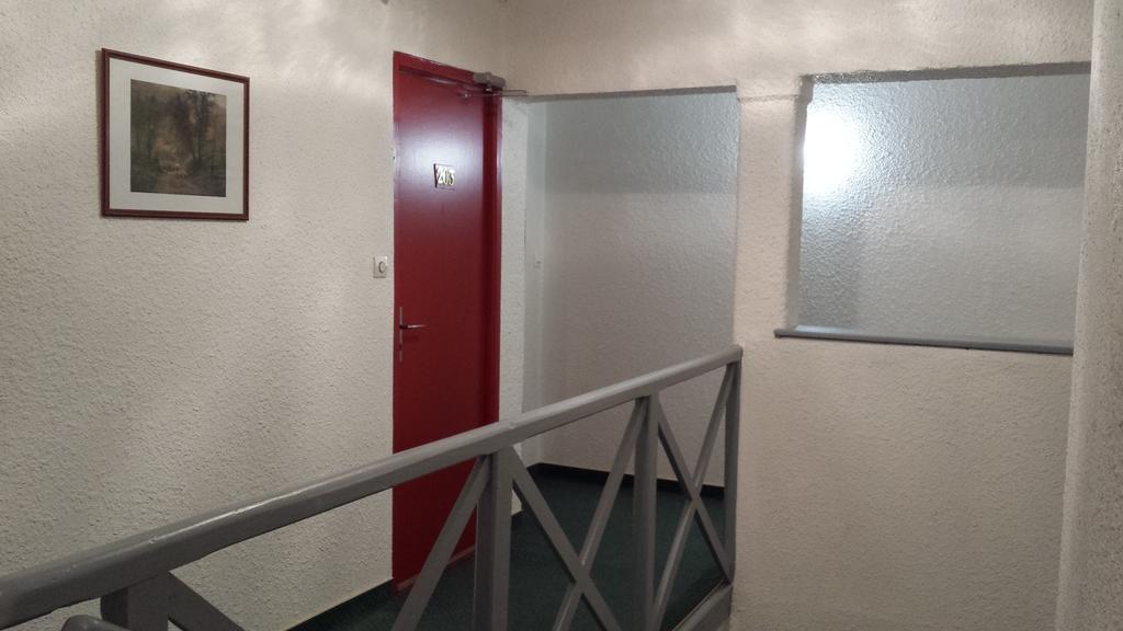 Cit'Hotel Du Tigre ヴェルダン・シュル・ムーズ エクステリア 写真